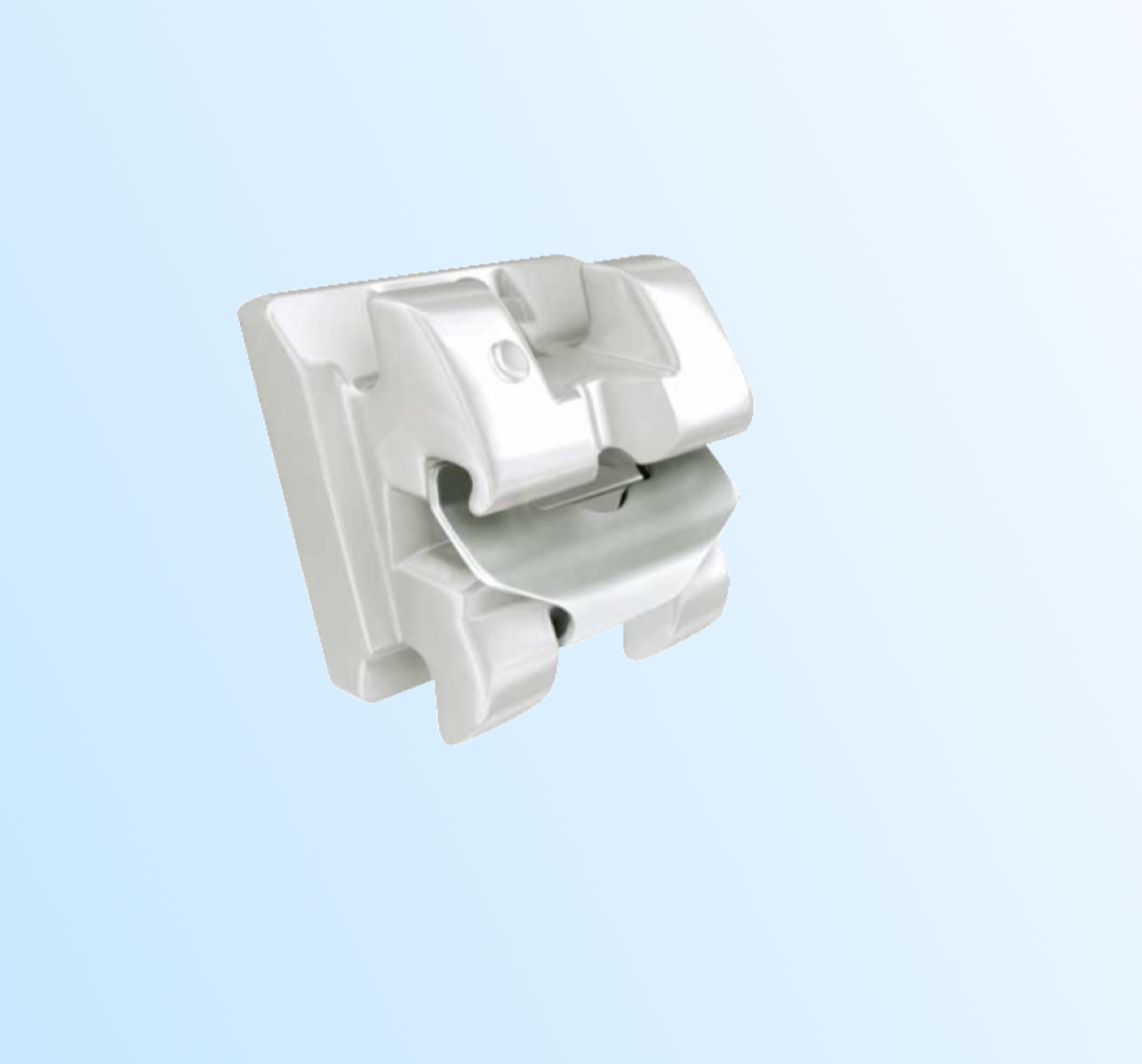 クリッピー（セルフライゲーションブラケット）の実物写真